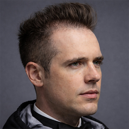 A man with Ssort pompadour